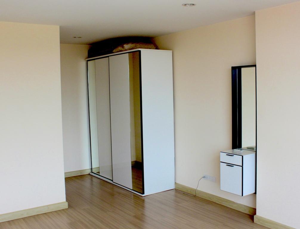 The Ocean Pearl Apartment Pattaya Room photo