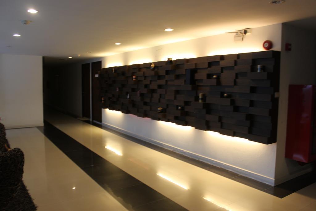 The Ocean Pearl Apartment Pattaya Room photo