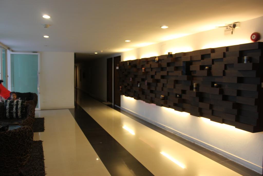 The Ocean Pearl Apartment Pattaya Room photo