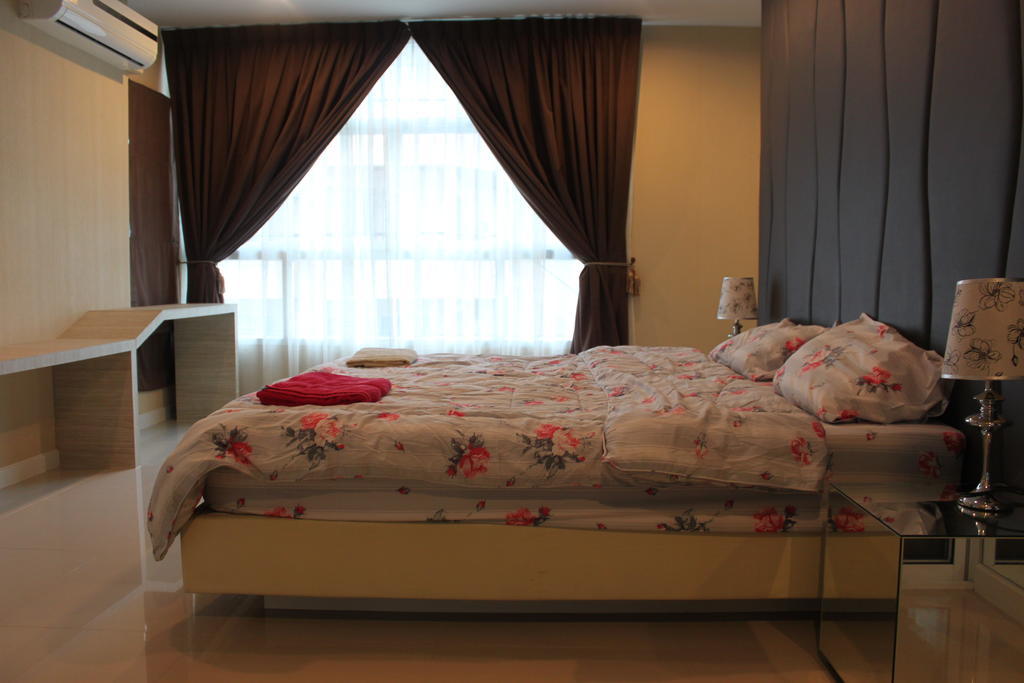 The Ocean Pearl Apartment Pattaya Room photo