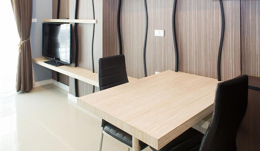 The Ocean Pearl Apartment Pattaya Room photo